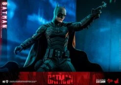 *PRE-ORDER Batman - The Batman Hot Toys Collectibles 1/6 Scale Action Figure -Toy Hotsale Store batman dc comics gallery 62224e68b8e45
