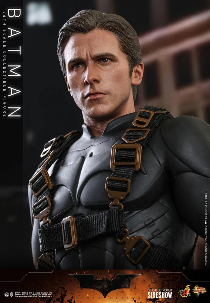 Batman - Batman Begins Hot Toys Collectibles 1/6 Scale Action Figure 10 Batman - Batman Begins Hot Toys Collectibles 1/6 Scale Action Figure - Image 8