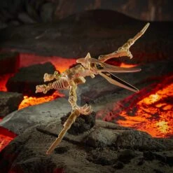 Hasbro Transformers War For Cybertron: Deluxe Action Figure - Wingfinger -Toy Hotsale Store f0679 dio tra gen wfc k deluxe wingfinger 1 online 2000sq