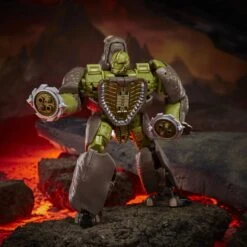 Hasbro Transformers War For Cybertron: Voyager Action Figure - Rhinox (Damaged Box) -Toy Hotsale Store f0695 dio tra gen wfc k voyager rhinox 1 online 2000sq