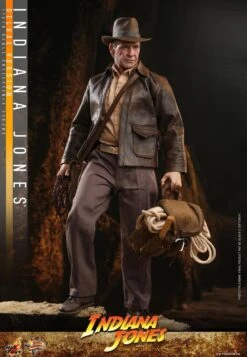 *PRE-ORDER Indiana Jones Deluxe (Dial Of Destiny) - Indiana Jones Hot Toys Collectibles 1/6 Scale Action Figure -Toy Hotsale Store indiana jones deluxe version indiana jones gallery 649f428f29254