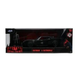 Jada Toys Batman - 2022 Batmobile With Batman Figure Hollywood Rides 1:24 Scale Die Cast Vehicle